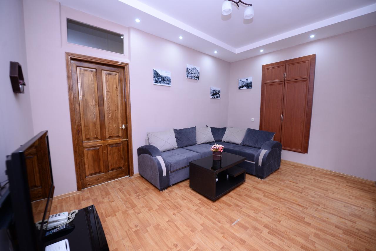 Sweet Home Apartment Tbilisi Eksteriør bilde